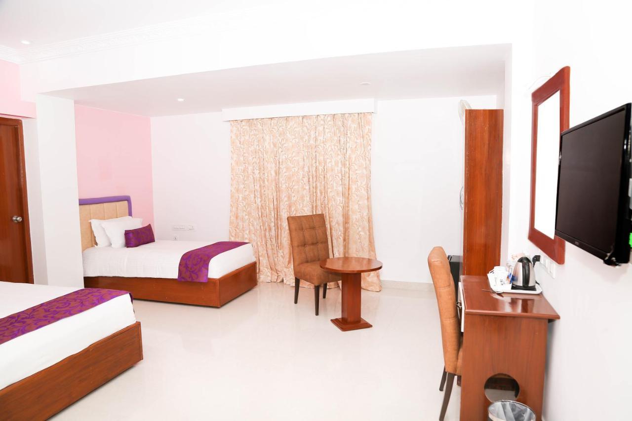 Sbk Park Inn كانتشيبورام المظهر الخارجي الصورة
